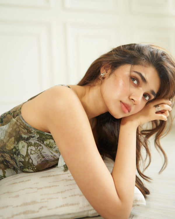 Krithi Shetty In cosmos Studs