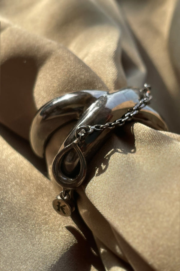 The ‘X’ Statment Ring - Image 2