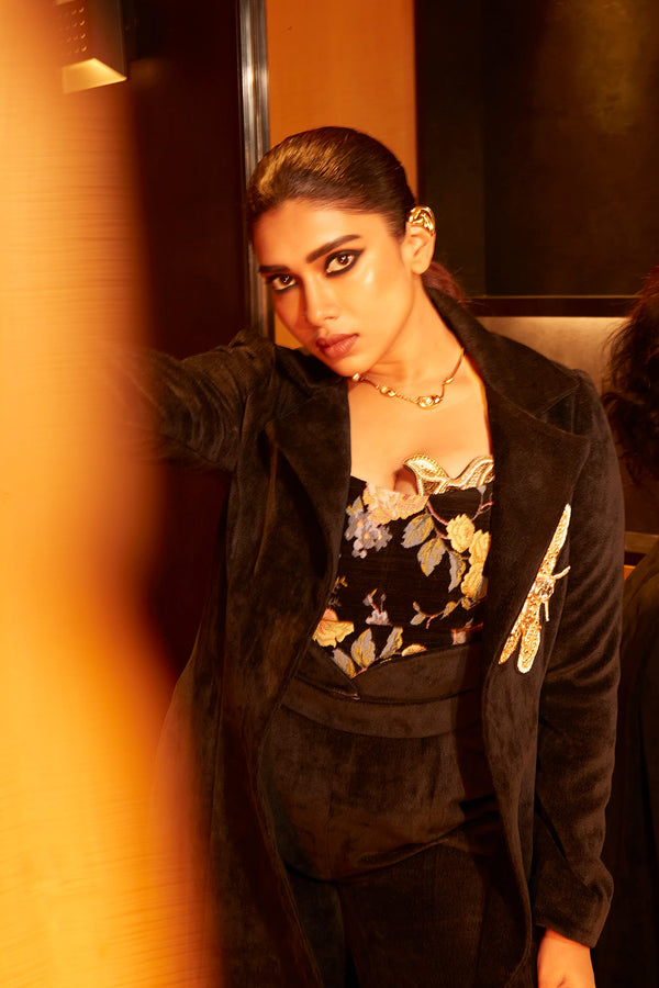 ⁠Dushara Vijayan in Cosmos neckpiece - Image 3