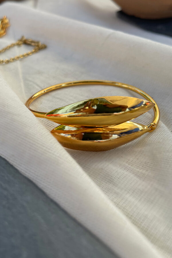 SPRING LEAVES BRACELET